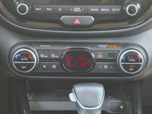 Used 2022 Kia Soul Turbo image 13