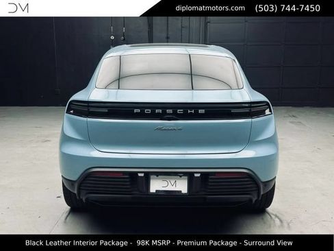 Used 2025 Porsche Macan 4 Electric AWD/4WD image 6