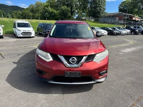 Used 2015 Nissan Rogue S AWD/4WD image 3