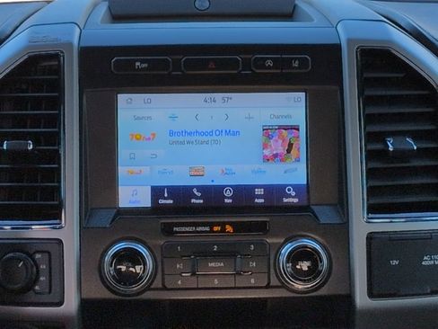 Used 2020 Ford F150 Lariat w/ Equipment Group 502A Luxury image 17