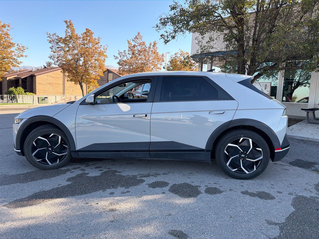 Used 2024 Hyundai Ioniq 5 SEL AWD/4WD image 9