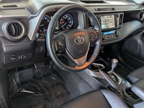 Used 2018 Toyota RAV4 Limited w/ Advanced Technology Package FWD image 10