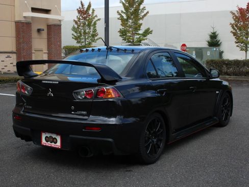 Used 2014 Mitsubishi Lancer Evolution GSR image 8
