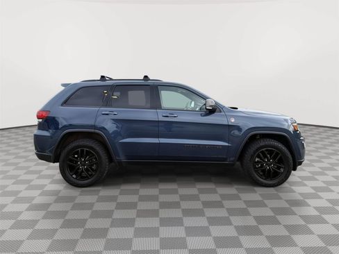 Used 2021 Jeep Grand Cherokee Trailhawk w/ Premium Lighting Group AWD/4WD image 7