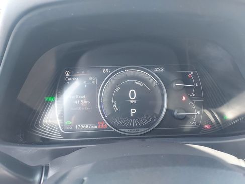 Used 2020 Lexus UX 250h w/ Premium Package AWD/4WD image 13