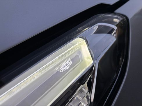 Used 2020 Cadillac XT5 Premium Luxury image 13