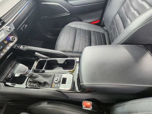 Used 2024 Kia Telluride SX Prestige AWD/4WD image 33