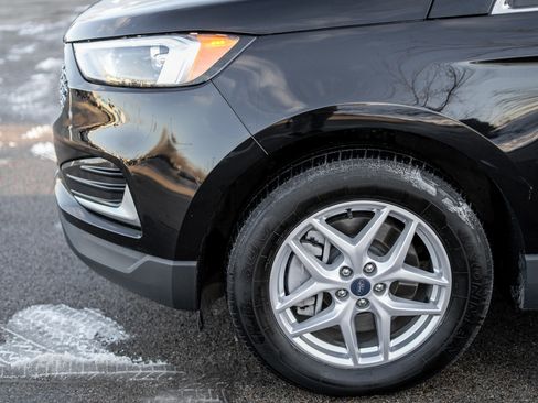 Certified 2023 Ford Edge SEL image 9