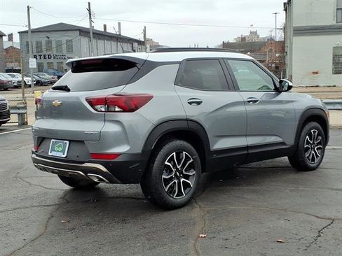 Used 2023 Chevrolet TrailBlazer ACTIV w/ Sun and Liftgate Package image 4