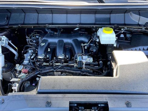 New 2026 Nissan Pathfinder Platinum AWD/4WD image 11