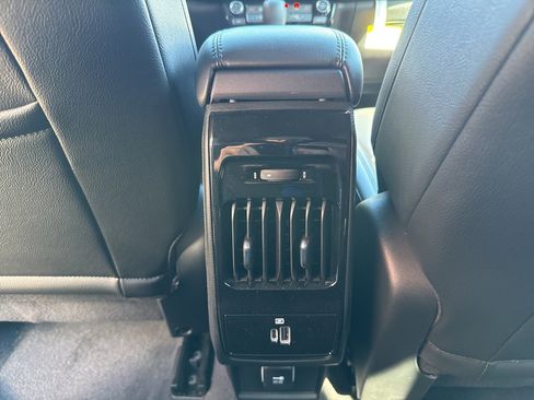 Used 2023 Jeep Compass Latitude w/ Convenience Group image 47