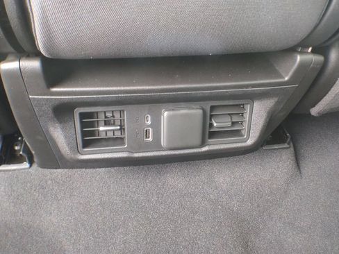 Used 2023 Chevrolet Silverado 1500 LT AWD/4WD image 21