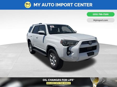Used 2024 Toyota 4Runner SR5 Premium AWD/4WD image 1