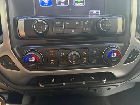 Used 2018 GMC Sierra 1500 SLE w/ SLE Value Package AWD/4WD image 27