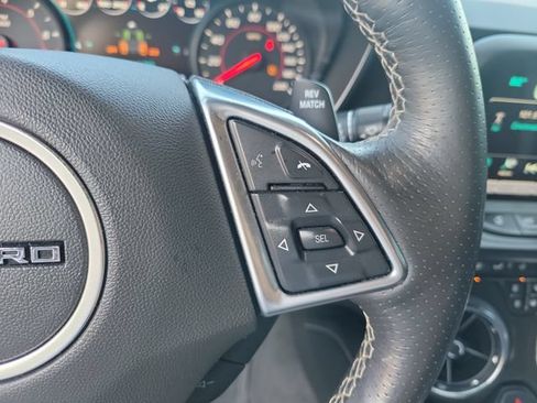 Used 2017 Chevrolet Camaro SS RWD image 17