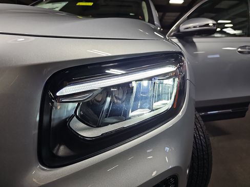 New 2026 Mercedes-Benz GLB 250 image 33