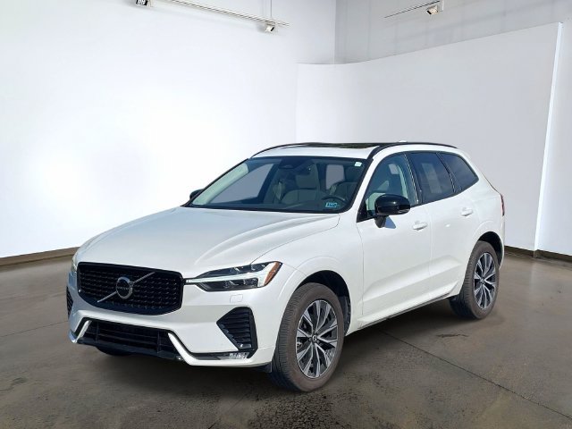 Used 2024 Volvo XC60 B5 Core w/ Climate Package AWD/4WD image 1