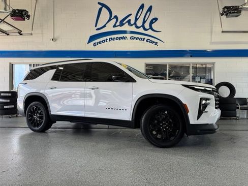 Used 2025 Chevrolet Traverse LT w/ Midnight/Sport Edition AWD/4WD image 1
