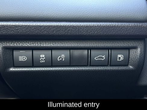 Used 2025 Toyota Camry XSE image 26