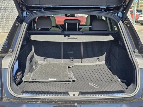 New 2025 Audi Q5 Premium image 7