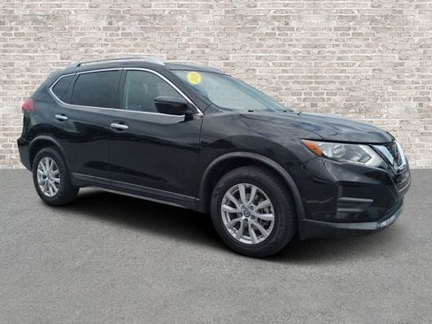 Used 2018 Nissan Rogue SV FWD image 1