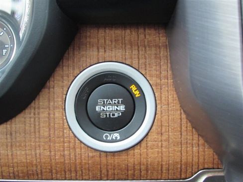 Used 2020 RAM 1500 Limited image 27