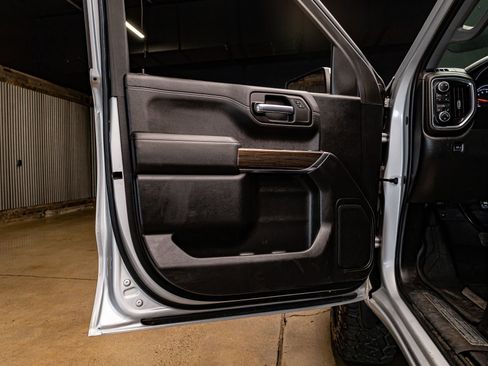 Used 2019 Chevrolet Silverado 1500 LT w/ All-Star Edition image 25