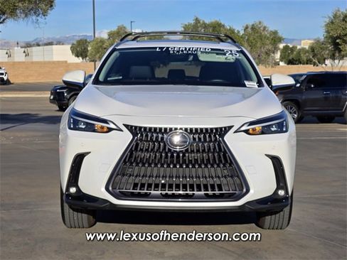 Certified 2025 Lexus NX 250 FWD image 9