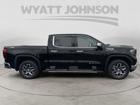 New 2026 GMC Sierra 1500 SLT AWD/4WD image 6