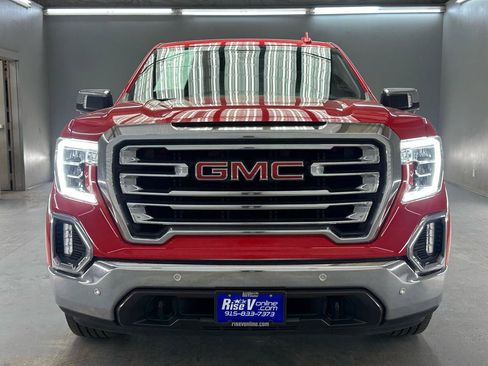 Used 2022 GMC Sierra 1500 SLT AWD/4WD image 2