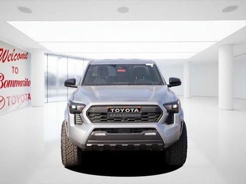 Certified 2024 Toyota Tacoma SR image 4