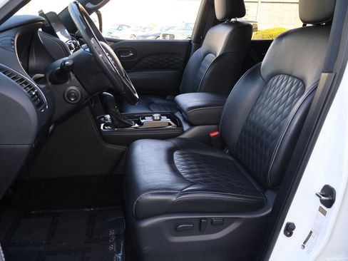 Certified 2024 INFINITI QX80 Sensory image 2