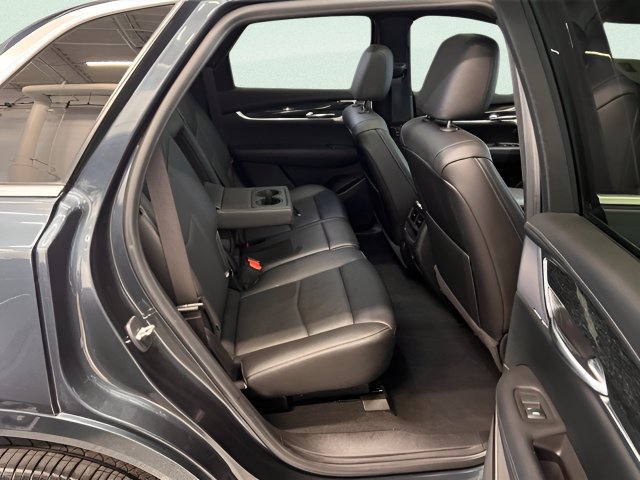 Used 2021 Cadillac XT5 Premium Luxury AWD/4WD image 6