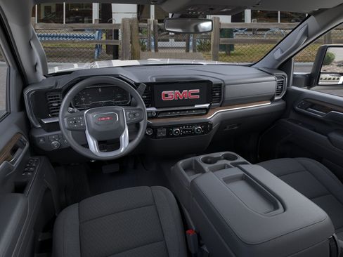New 2026 GMC Sierra 2500 SLE w/ SLE Value Package; AWD/4WD image 15
