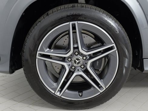 Used 2024 Mercedes-Benz GLS 450 4MATIC w/ AMG Line Exterior image 72