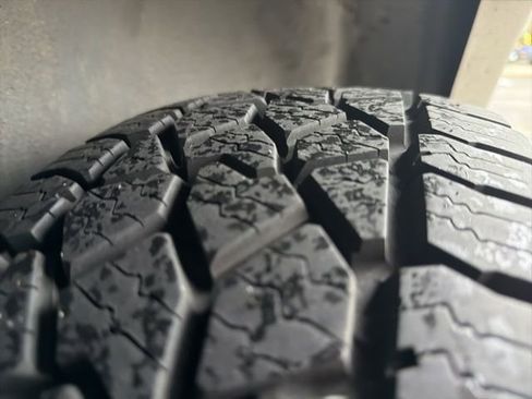 Used 2007 Ford Explorer XLT image 14