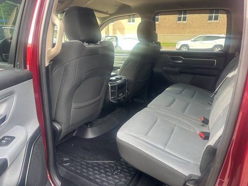 Used 2019 RAM 1500 Big Horn AWD/4WD image 10