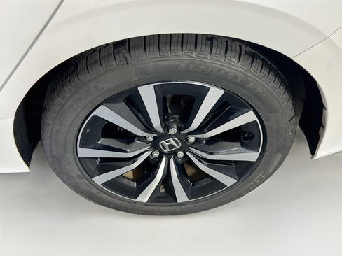 Used 2022 Honda Civic EX-L image 30