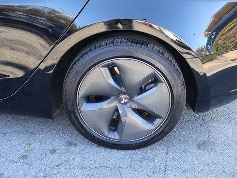 Used 2021 Tesla Model 3 Long Range image 23
