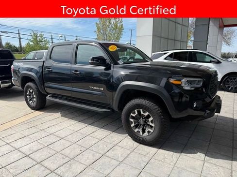 Certified 2023 Toyota Tacoma TRD Off-Road AWD/4WD image 2
