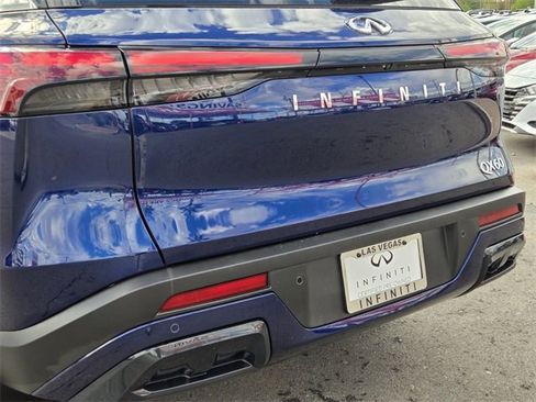 Certified 2025 INFINITI QX60 Pure image 9