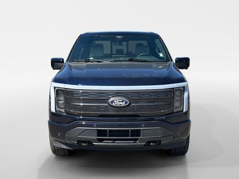 Used 2025 Ford F150 Lightning Platinum AWD/4WD image 10