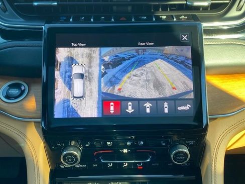 Used 2023 Jeep Grand Cherokee Summit image 41