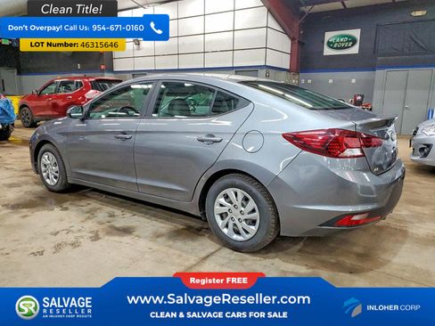 Used 2019 Hyundai Elantra SE image 3