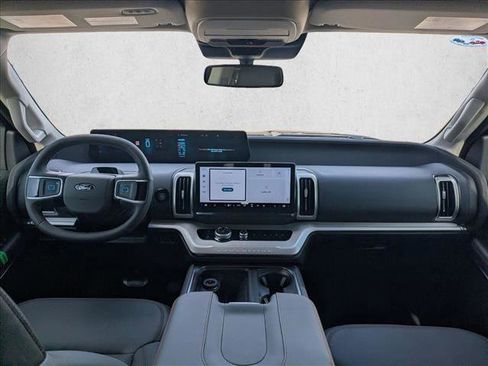 New 2025 Ford Expedition Max Active image 15