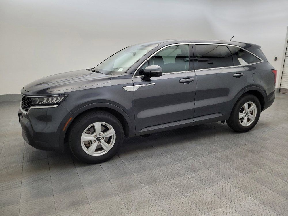 Used 2022 Kia Sorento LX FWD image 2
