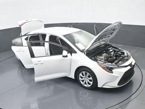 Used 2022 Toyota Corolla LE image 66