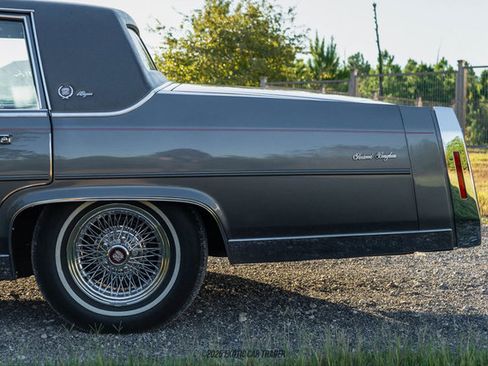 Used 1988 Cadillac Brougham image 5