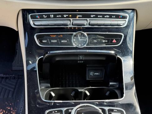 Used 2018 Mercedes-Benz E 300 4MATIC image 15