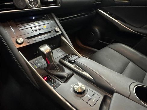 Used 2017 Lexus IS 300 300 image 19